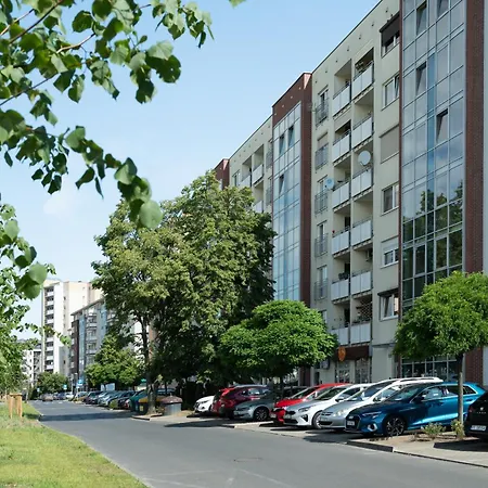 Posnania Parking By Impero Apartment *