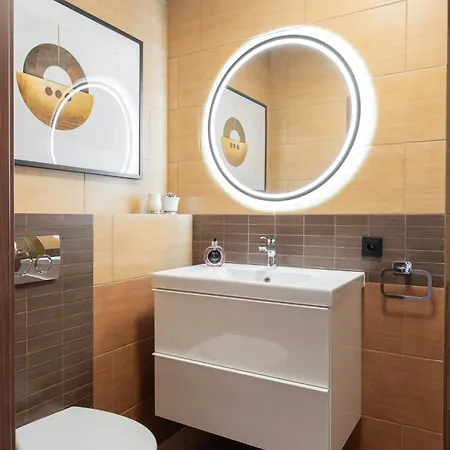 Posnania Parking By Impero Apartment *